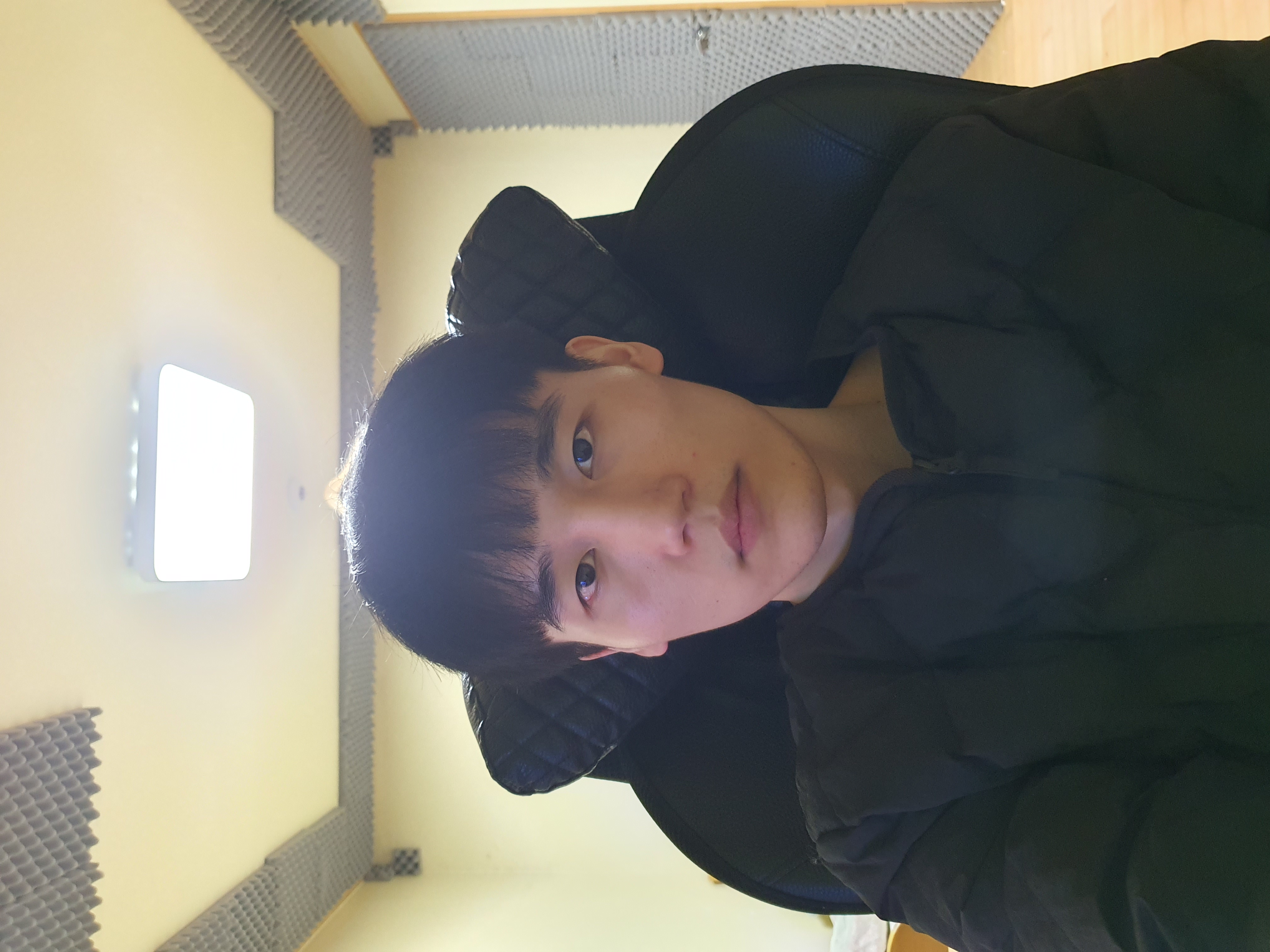  님의 리얼모델 신청입니다. 접수일 2023-10-28 22:58:15 