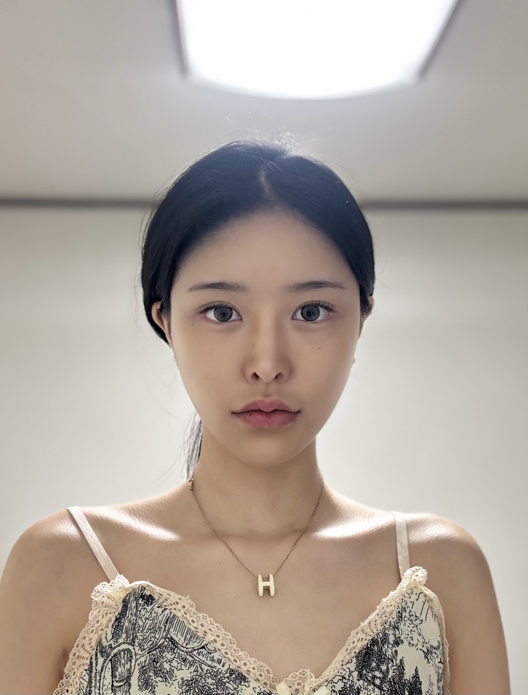 김가은 님의 리얼모델 신청입니다. 접수일 2025-08-21 03:47:53 