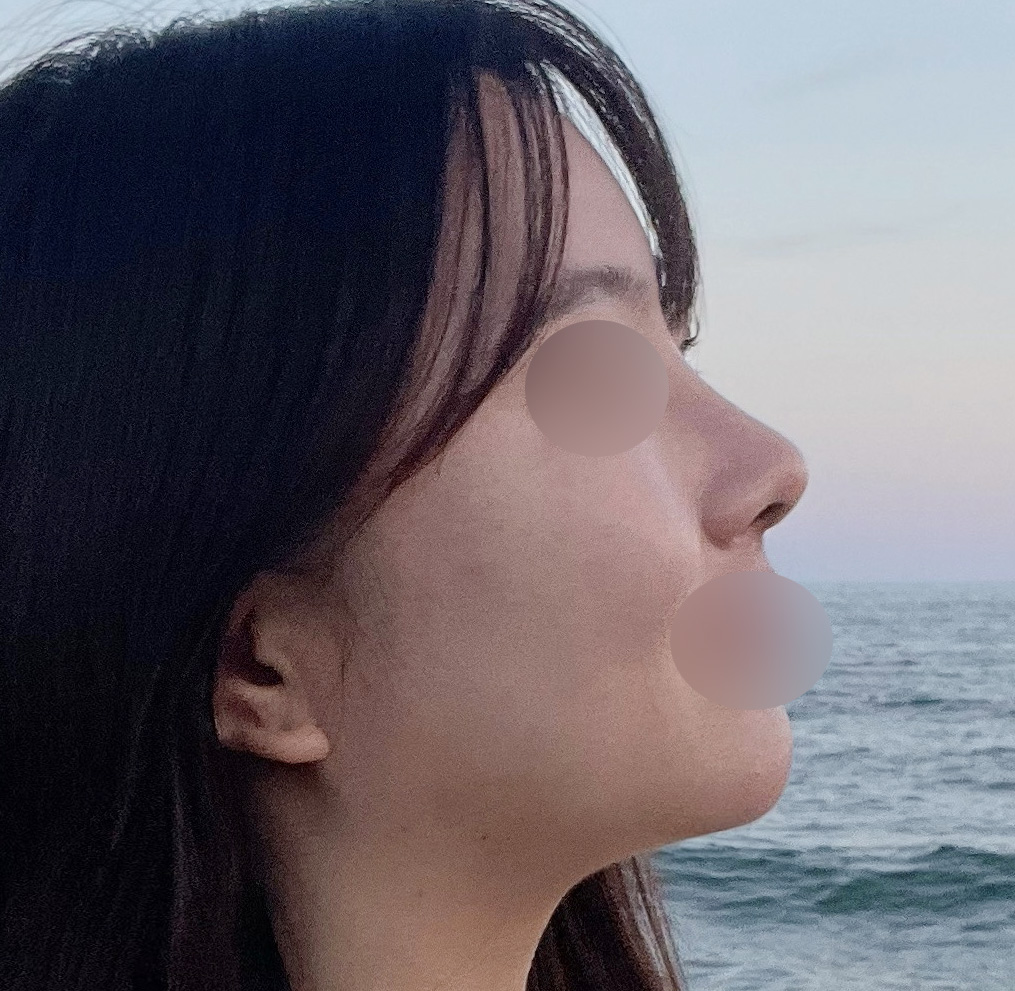 요즘 셀카 많이 찍구 있어요 후후~