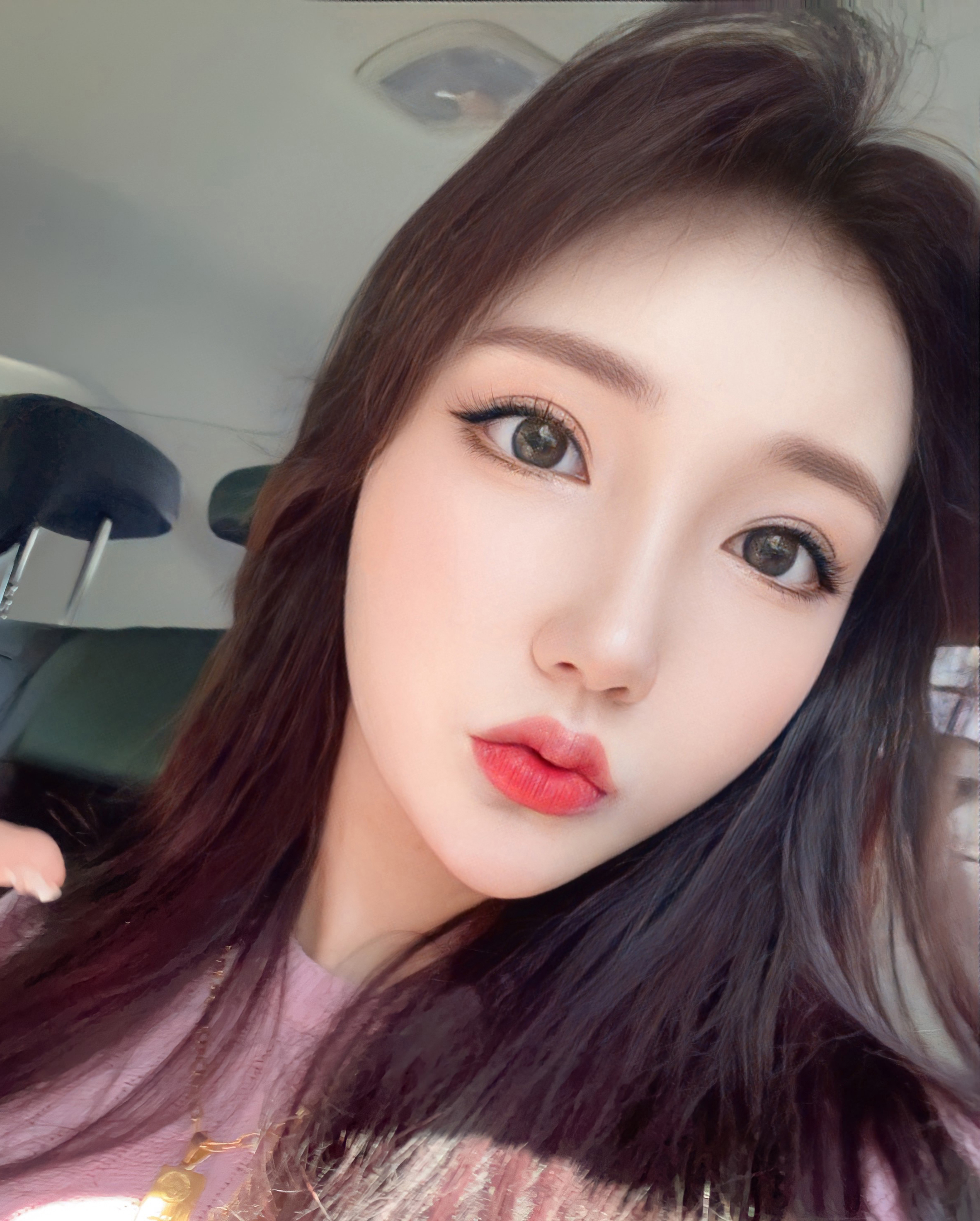 유영문원장님께 눈, 코 받은지 1년넘었어요ㅎㅎ